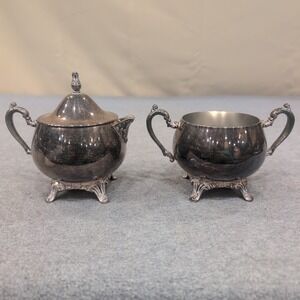 Oneida Silver Plated Footed Cream and Sugar Set with Lid USA Vintage